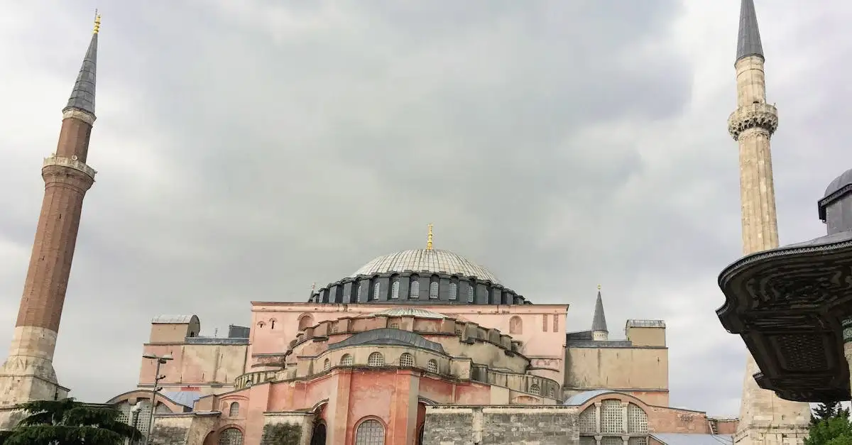 Hagia Sophia Fakten: Geschichte, Architektur und Bedeutung